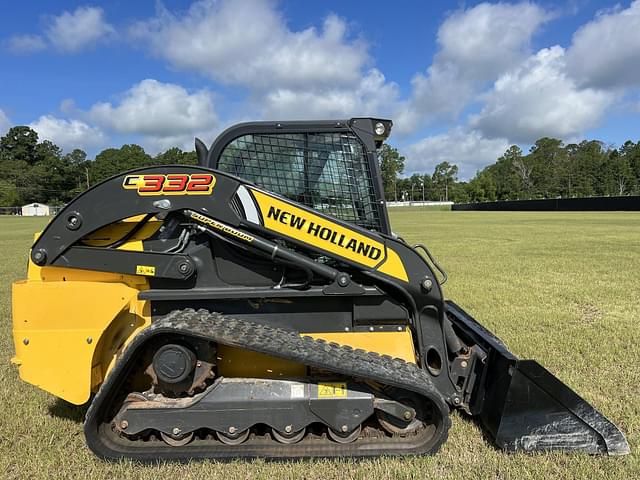 Image of New Holland C332 equipment image 4