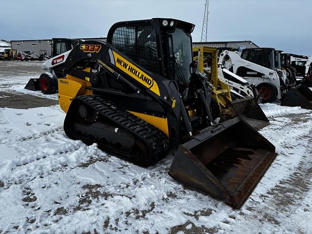 Image of New Holland C337 equipment image 1