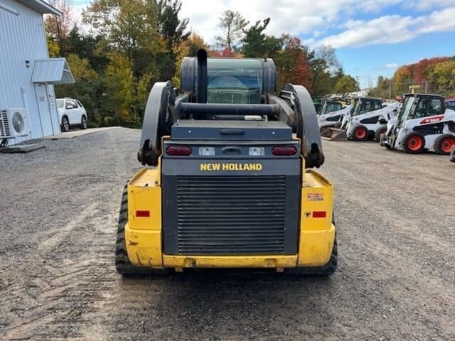Image of New Holland C337 equipment image 3