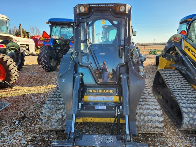 Image of New Holland C345 equipment image 3