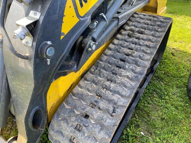 Image of New Holland C345 equipment image 2