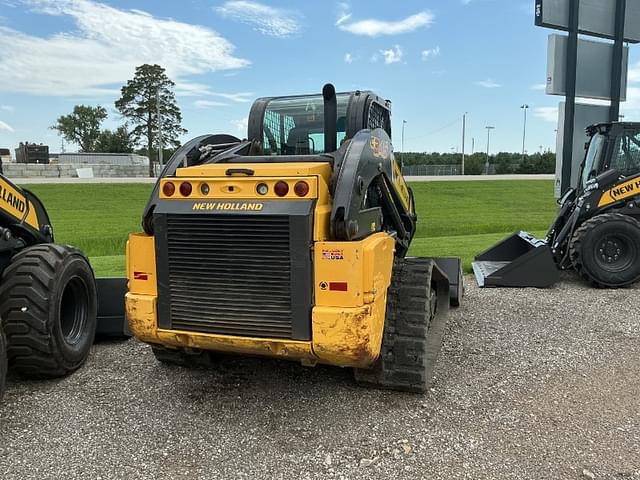 Image of New Holland C345 equipment image 4