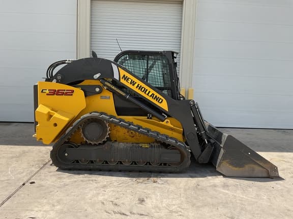 Image of New Holland C362 equipment image 2