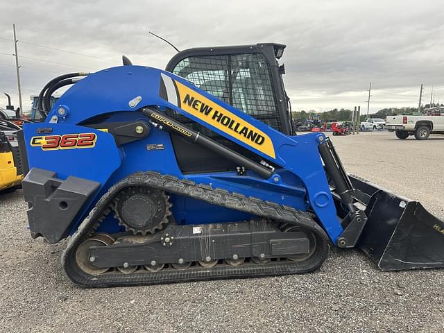 Image of New Holland C362 equipment image 1