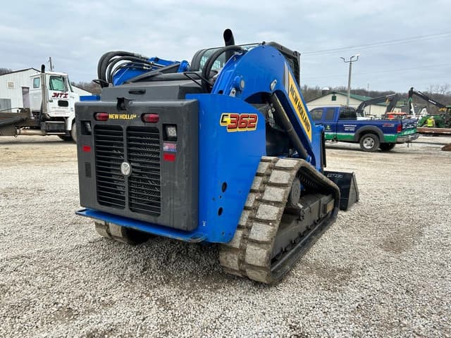 Image of New Holland C362 equipment image 3