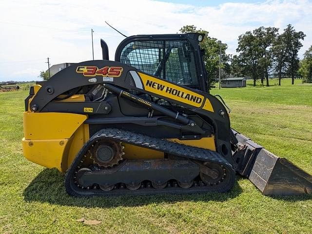 Image of New Holland C345 equipment image 4