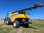 Thumbnail image New Holland CR7.90 5