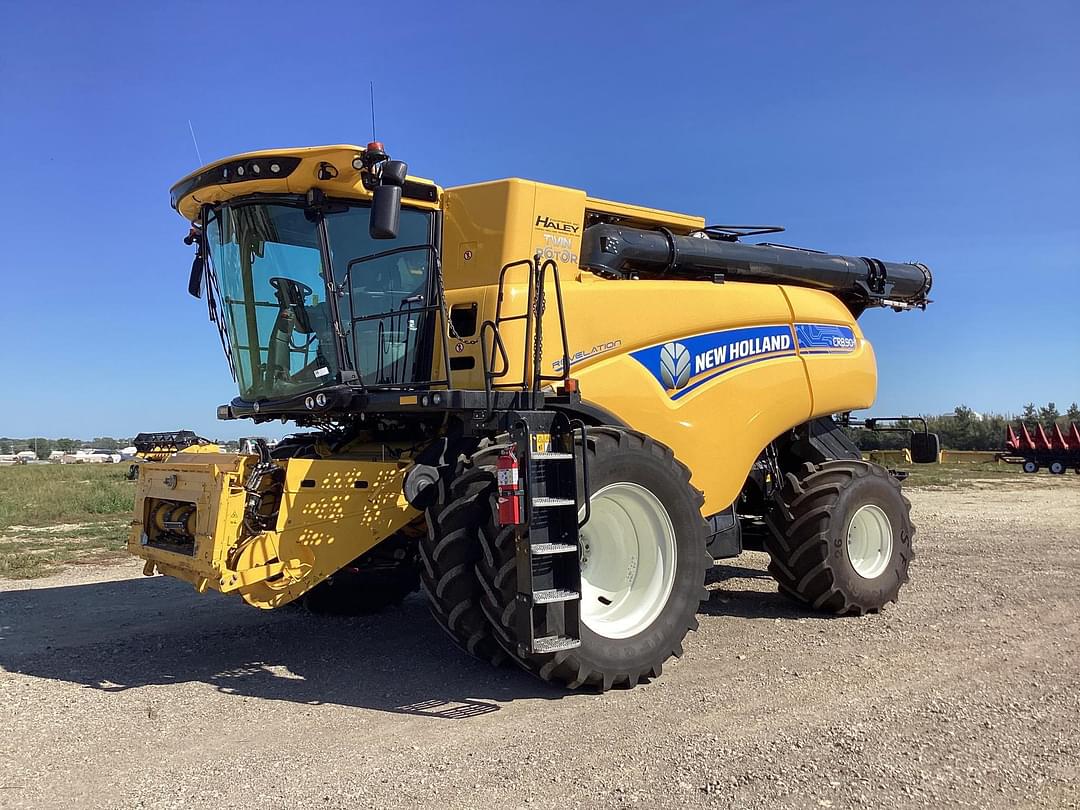 Image of New Holland CR8.90 Primary image