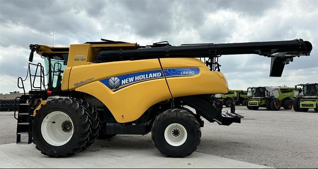 Image of New Holland CR8.90 equipment image 1