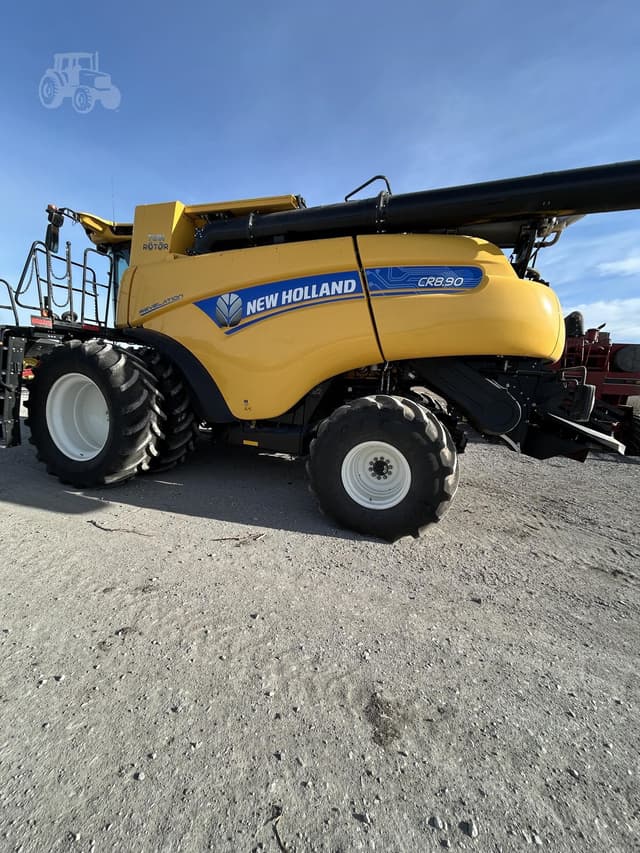 Image of New Holland CR8.90 equipment image 1