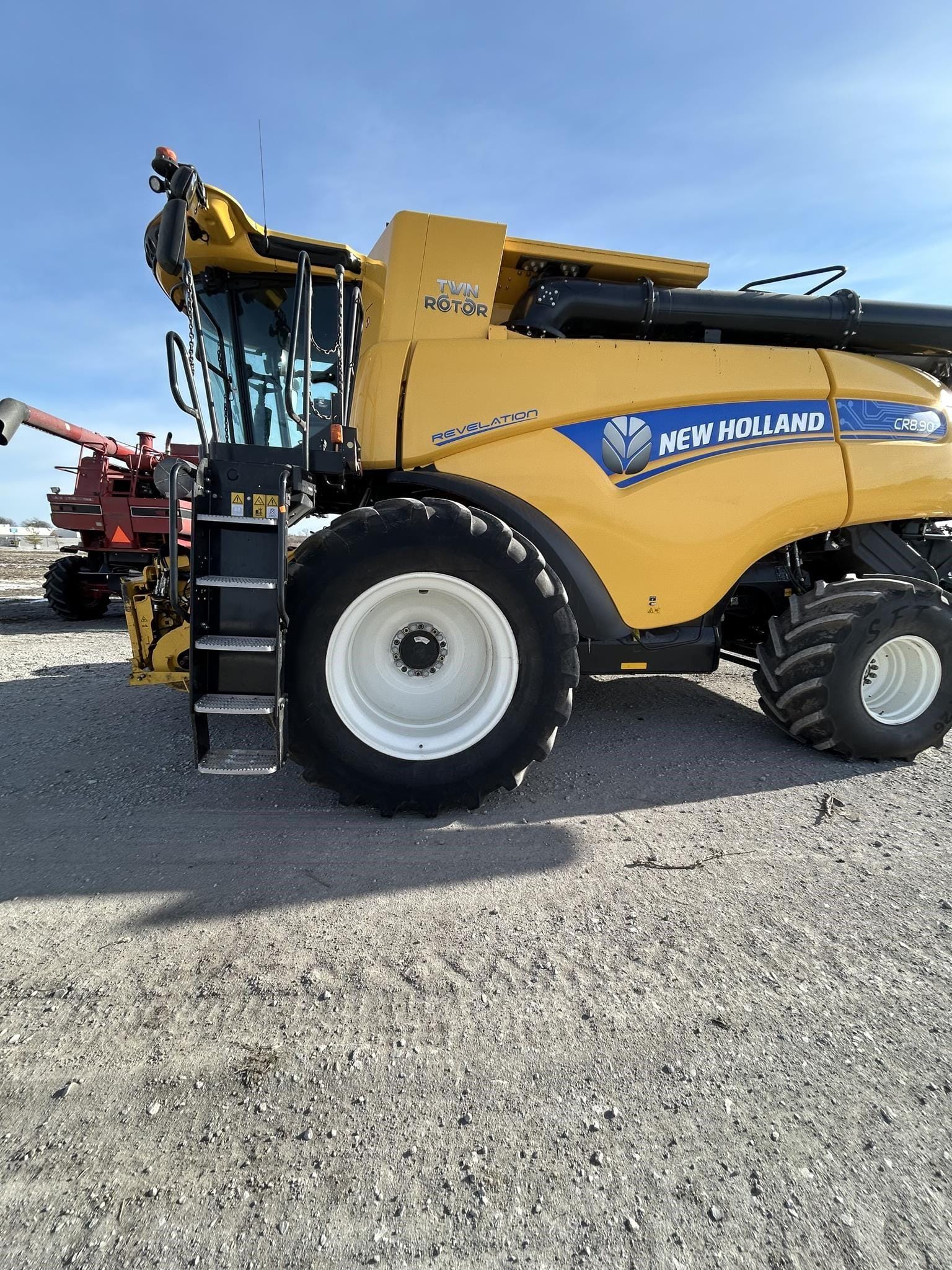2022 New Holland CR8.90 Equipment Image0
