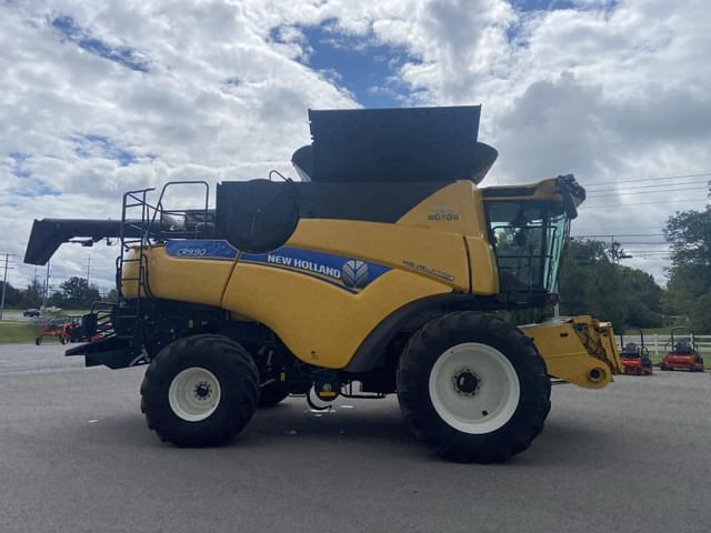 Image of New Holland CR9.90 equipment image 1
