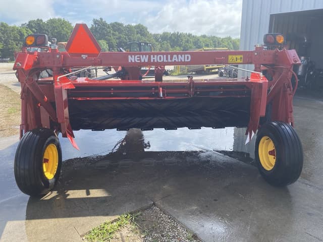 Image of New Holland 210 equipment image 2