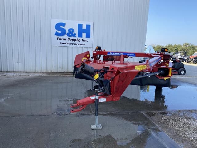 Image of New Holland 210 equipment image 1