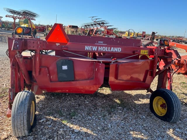 Image of New Holland 210 equipment image 3