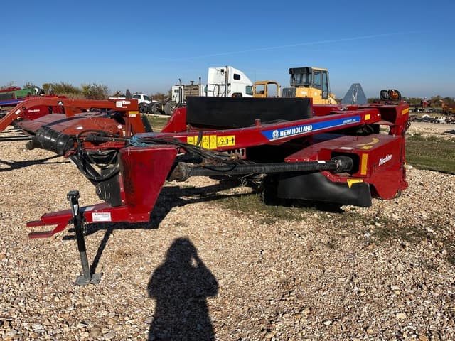 Image of New Holland 210 equipment image 1