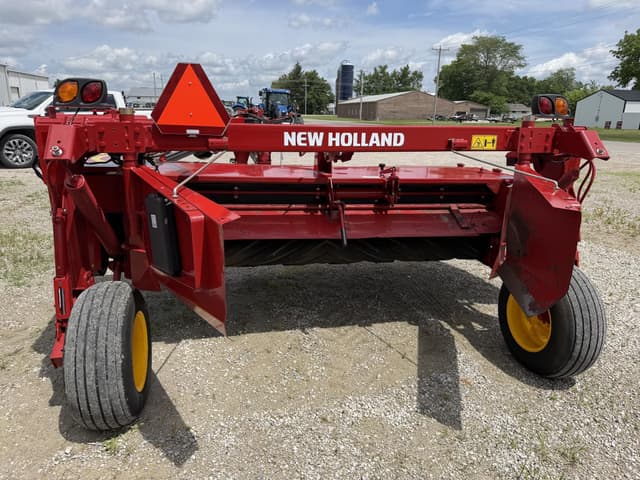 Image of New Holland 210 equipment image 3