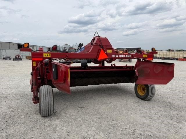 Image of New Holland 313 equipment image 3