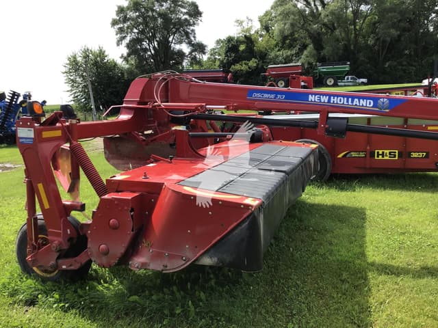Image of New Holland 313 Plus equipment image 1