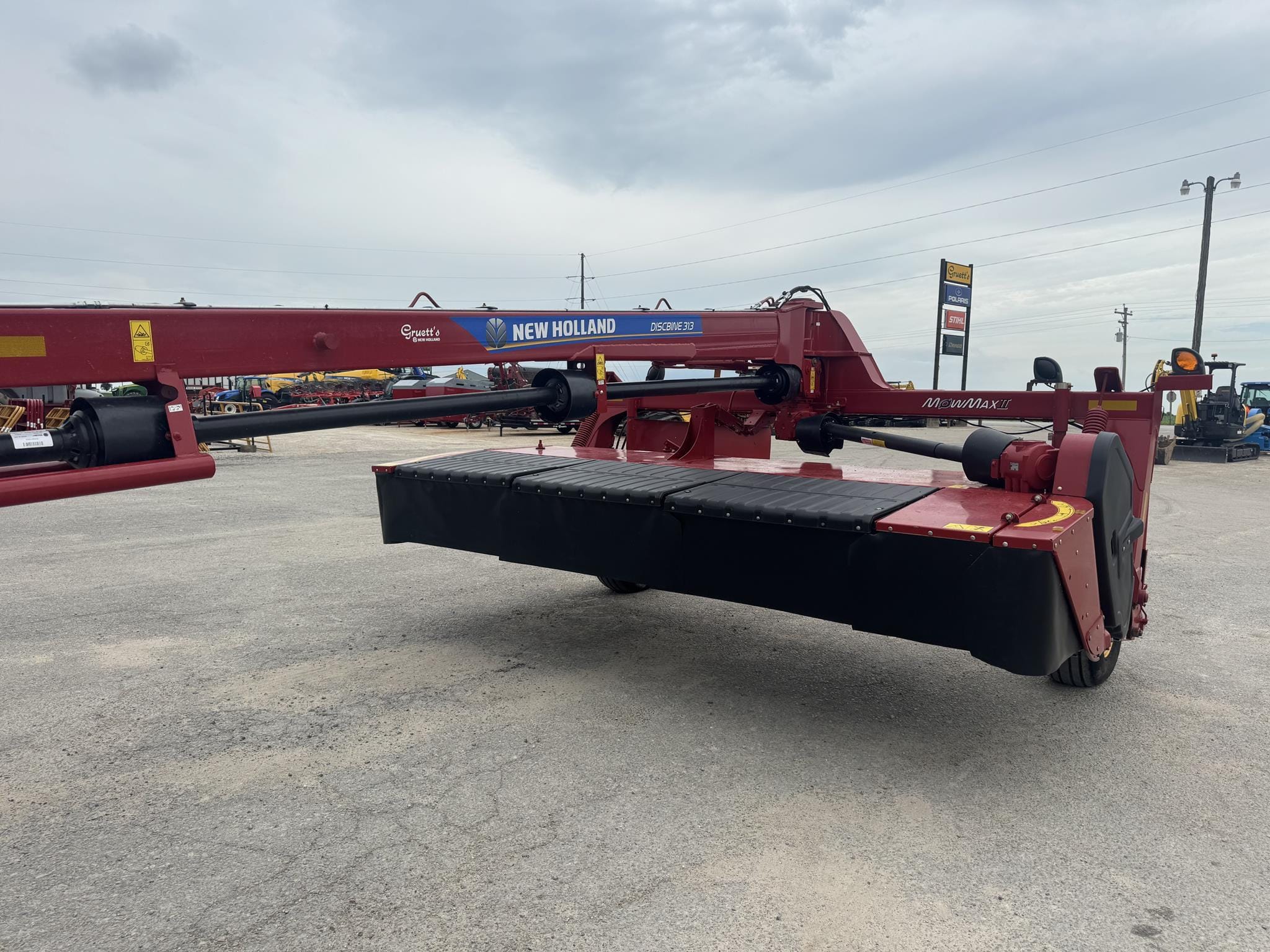 2022 New Holland 313 Equipment Image0