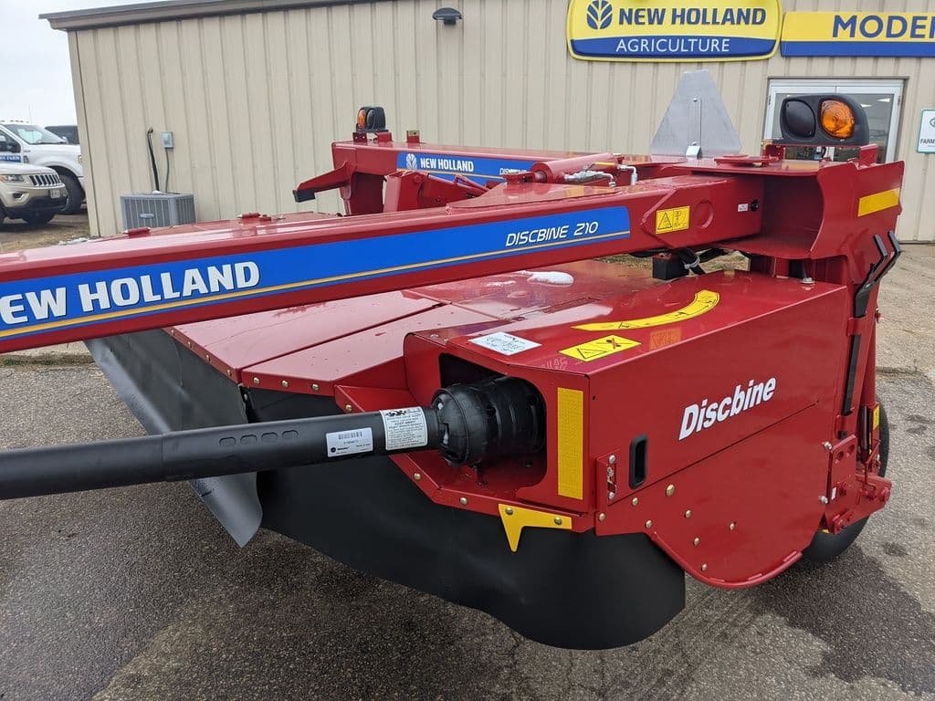 Image of New Holland 210 Image 1