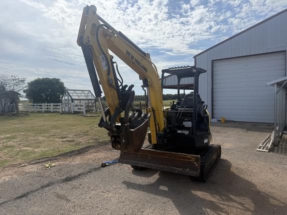 Image of New Holland E37C equipment image 1
