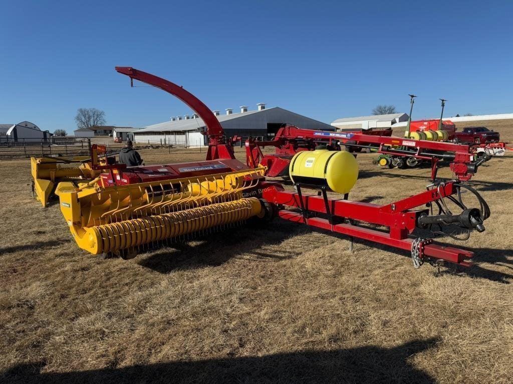 Main image New Holland FP240