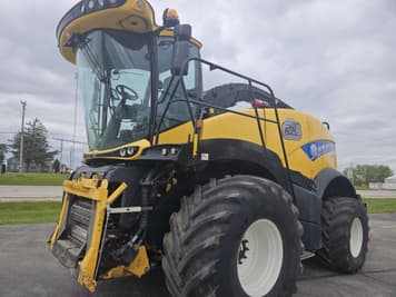 Main image New Holland FR650
