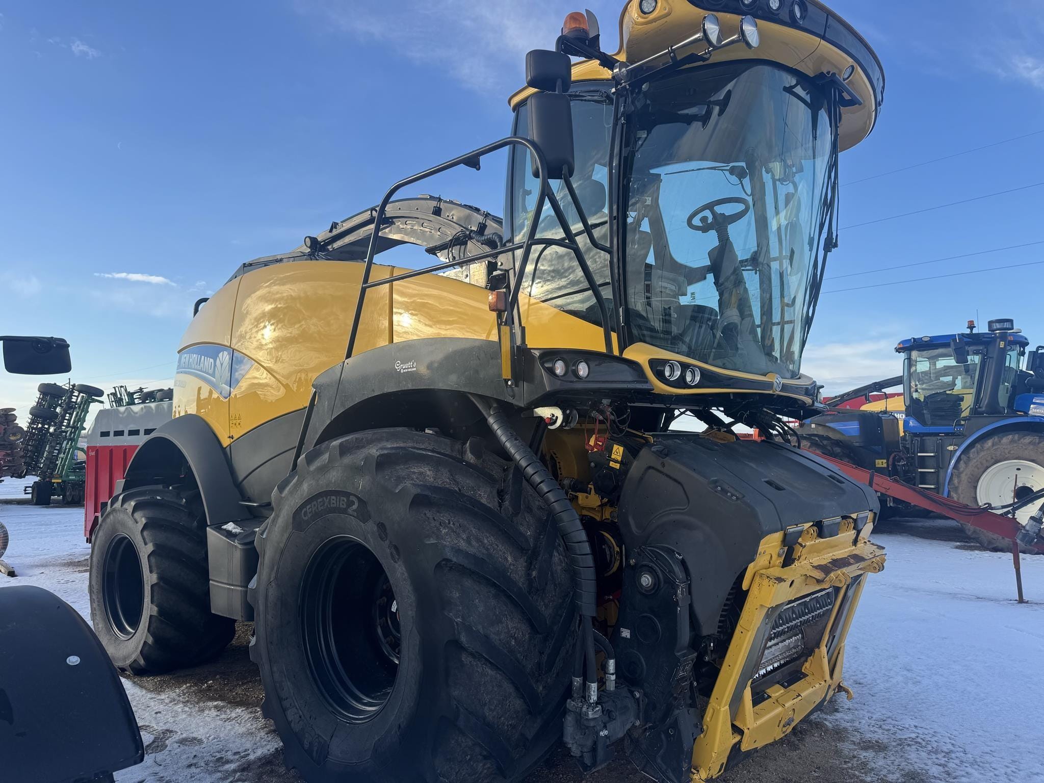 2022 New Holland FR920 Equipment Image0