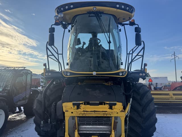 Image of New Holland FR920 equipment image 1
