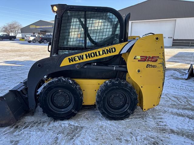 Image of New Holland L316 equipment image 1