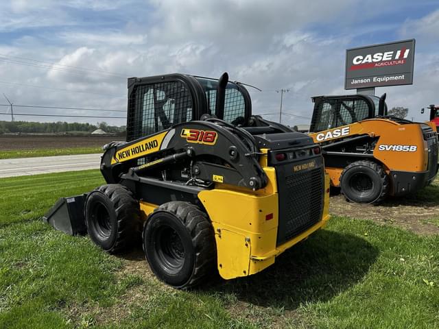 Image of New Holland L318 equipment image 3