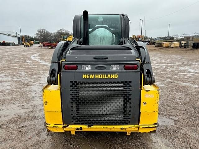 Image of New Holland L318 equipment image 4