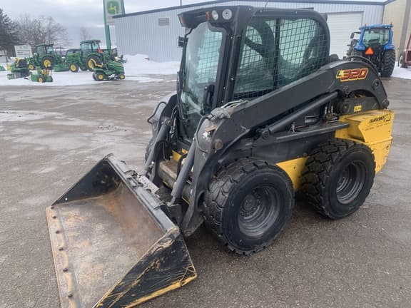 Image of New Holland L320 equipment image 1