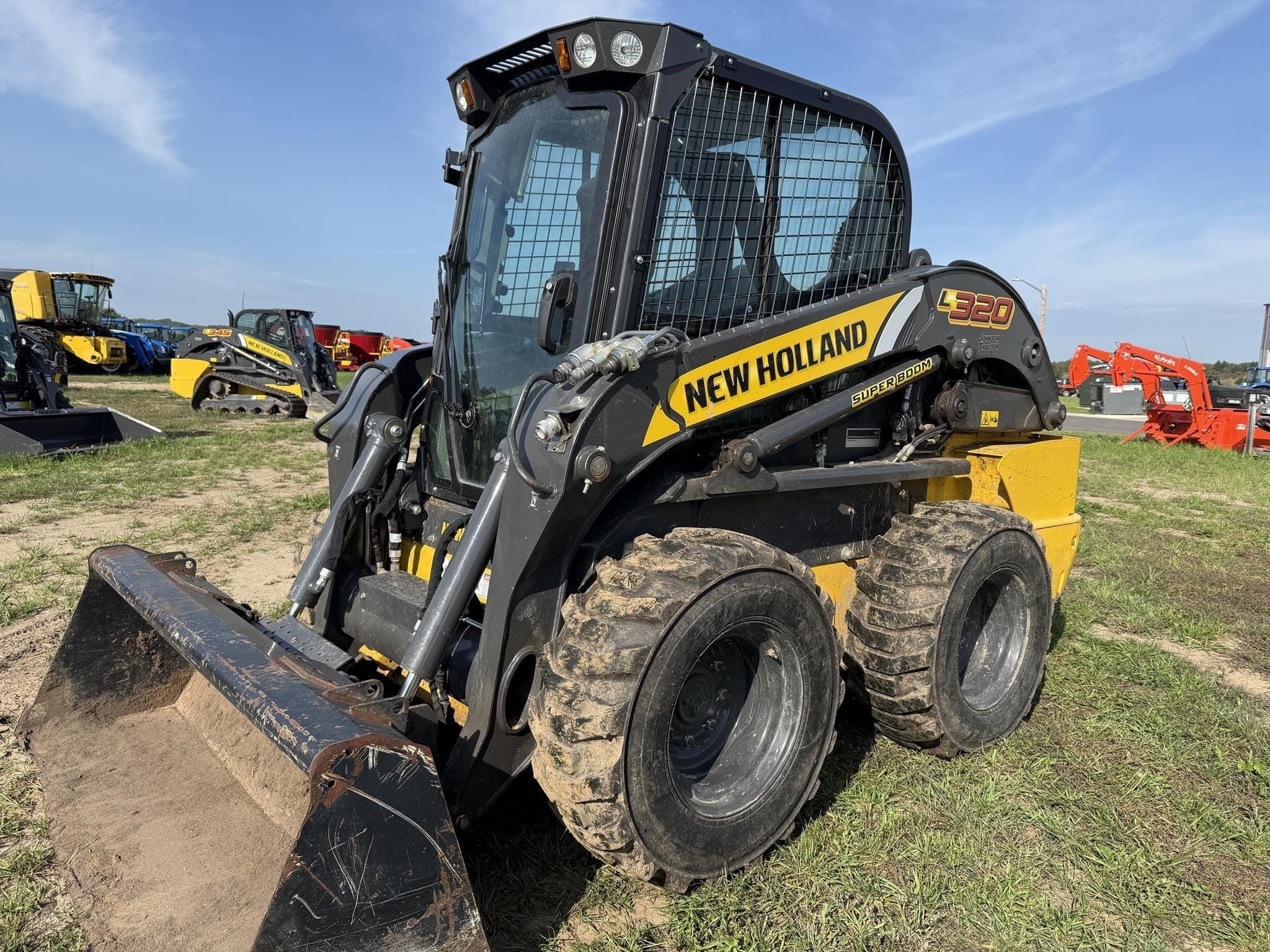 2022 New Holland L320 Equipment Image0