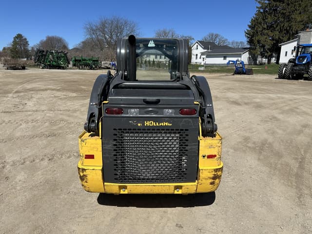 Image of New Holland L320 equipment image 3
