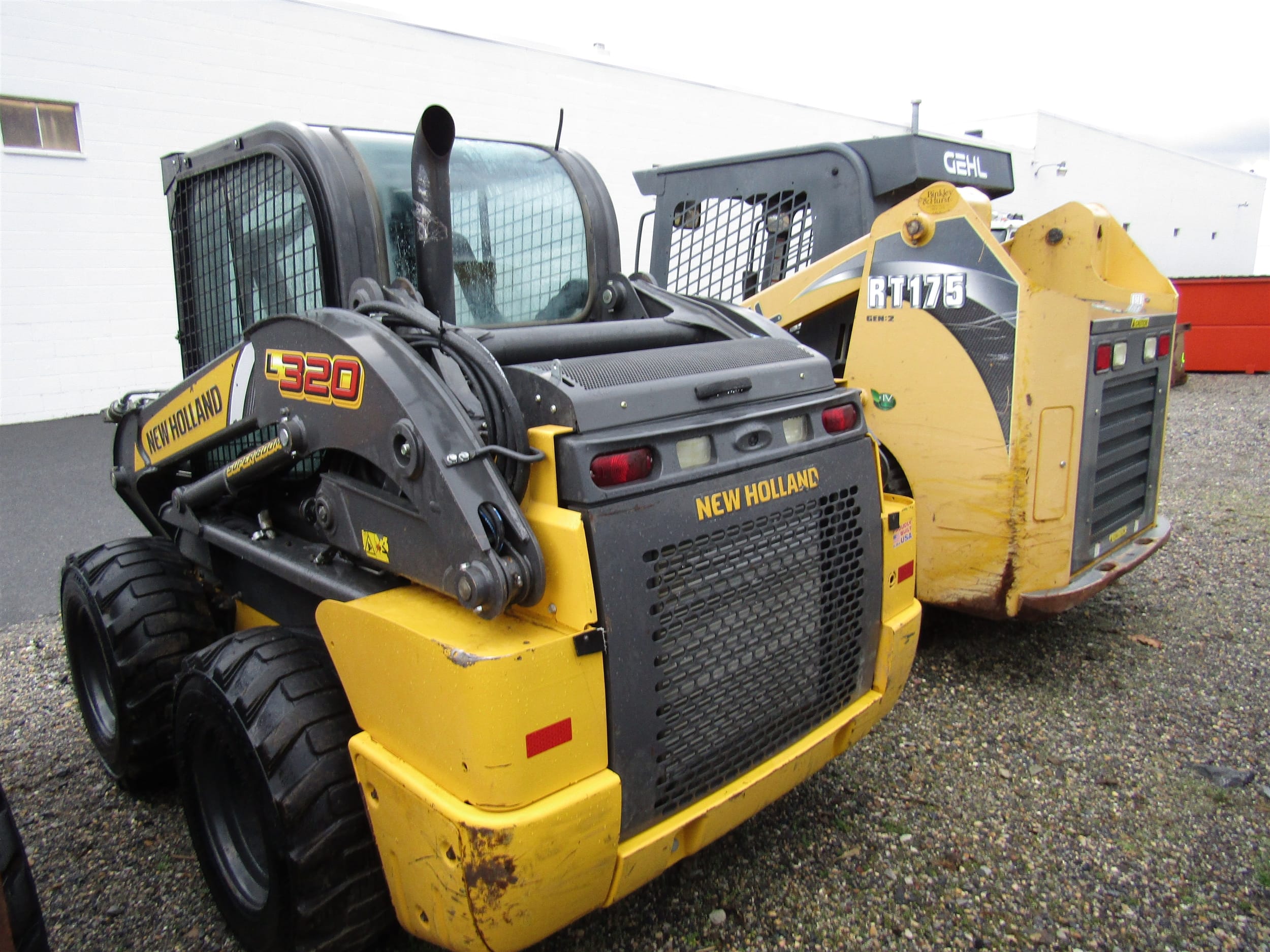 2022 New Holland L320 Equipment Image0