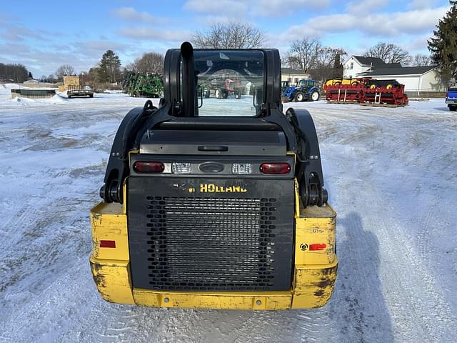 Image of New Holland L320 equipment image 3