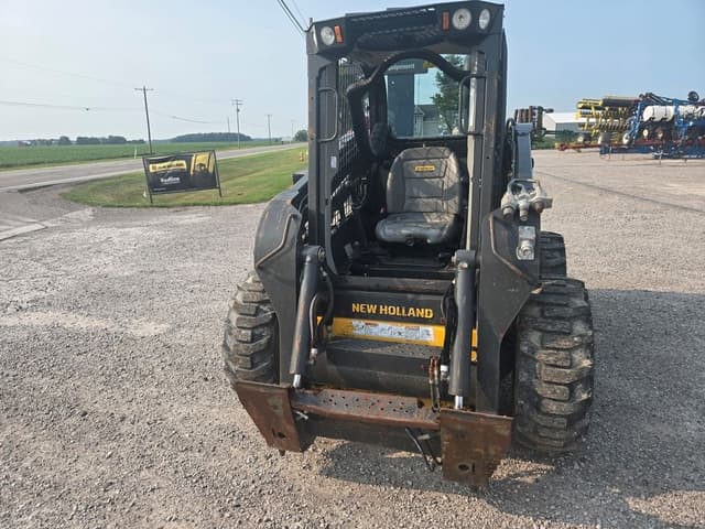 Image of New Holland L320 equipment image 1