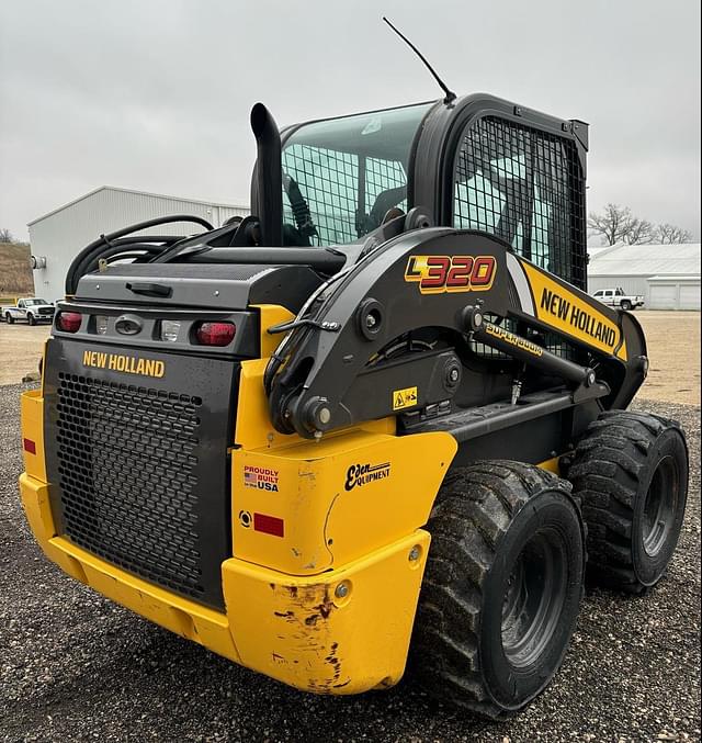 Image of New Holland L320 equipment image 4