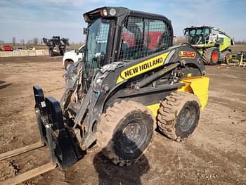 2022 New Holland L320 Equipment Image0