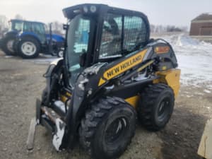 2022 New Holland L320 Image