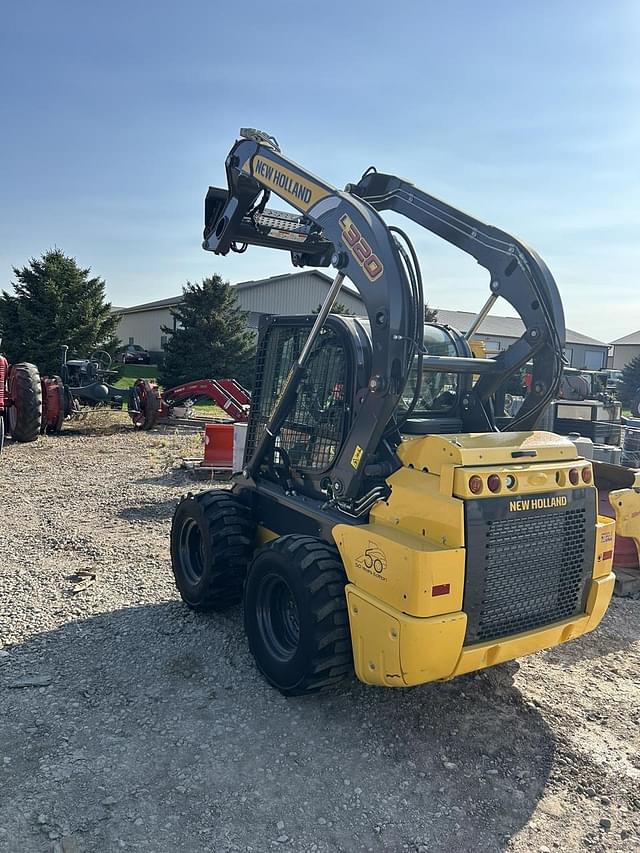 Image of New Holland L320 equipment image 2