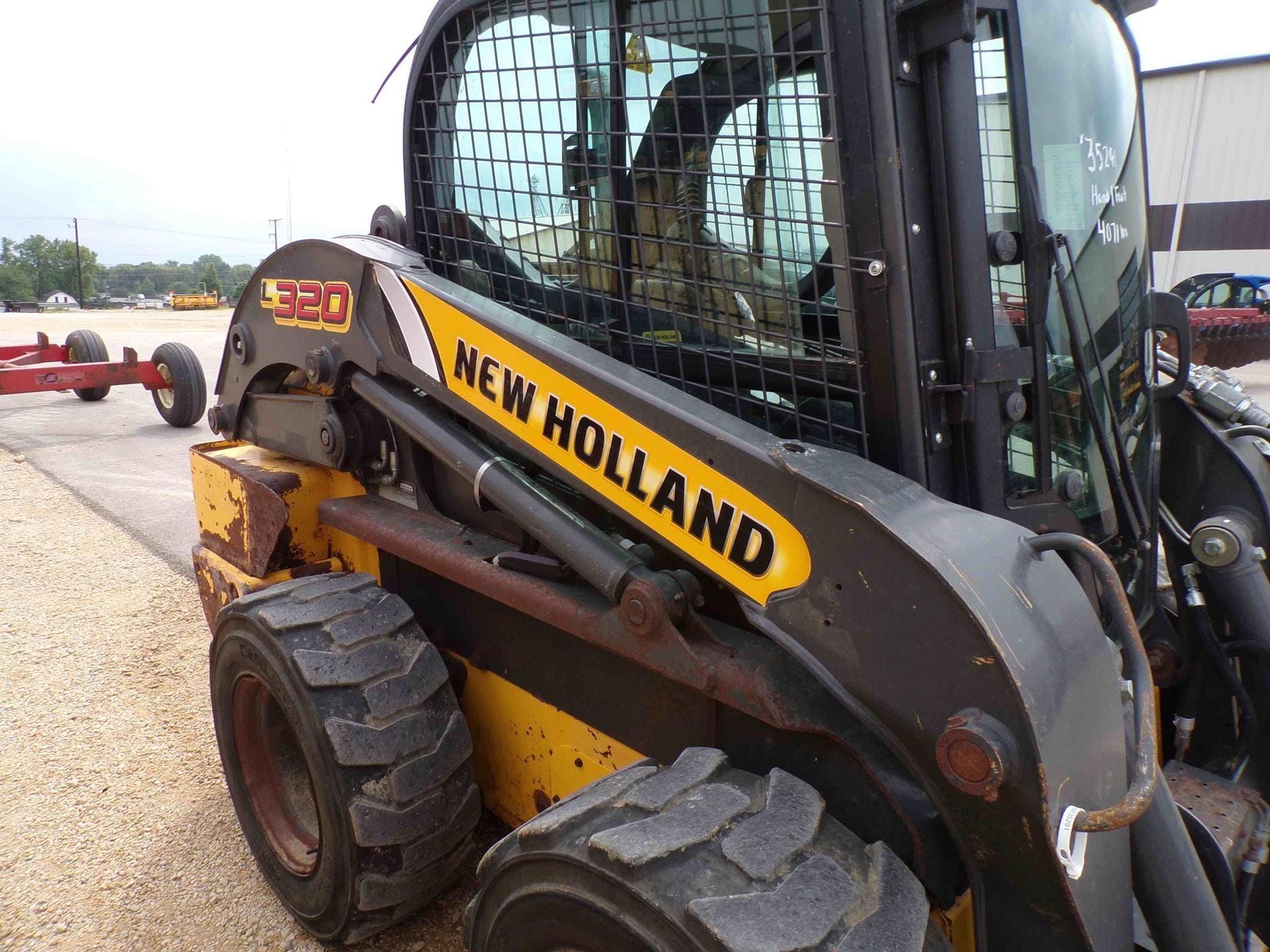 2022 New Holland L320 Equipment Image0