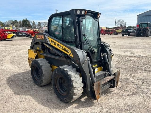 Image of New Holland L320 equipment image 2