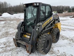 2022 New Holland L320 Image
