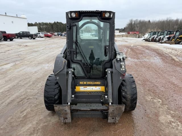 Image of New Holland L320 equipment image 1