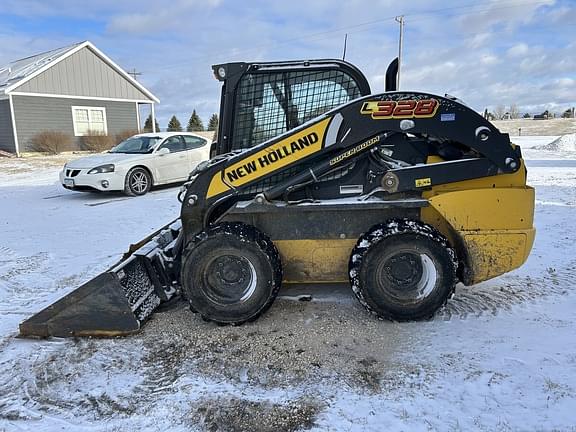 Image of New Holland L328 equipment image 1