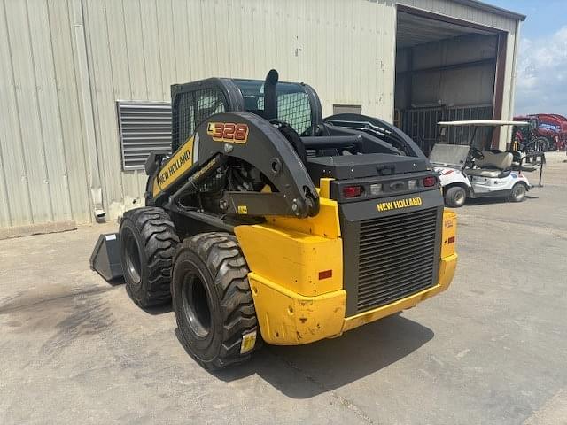 Image of New Holland L328 equipment image 4
