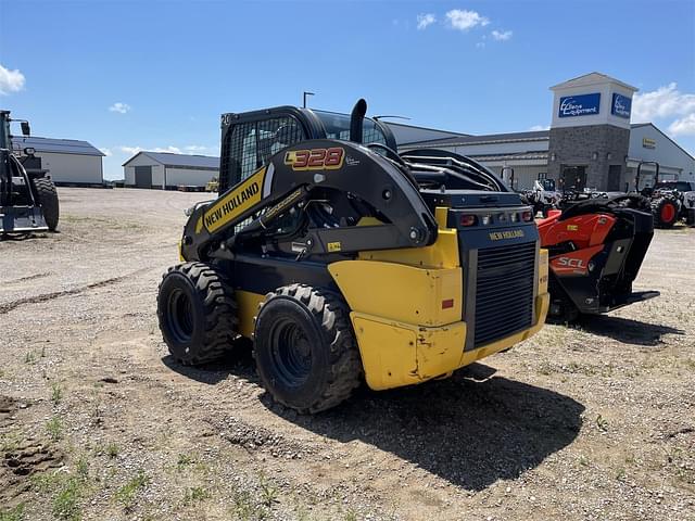 Image of New Holland L328 equipment image 1